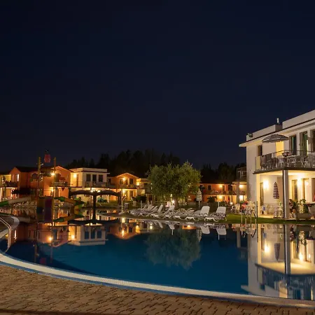 Gasparina Village Holiday park 4*