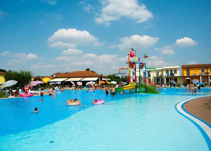 홀리데이파크 Gasparina Village