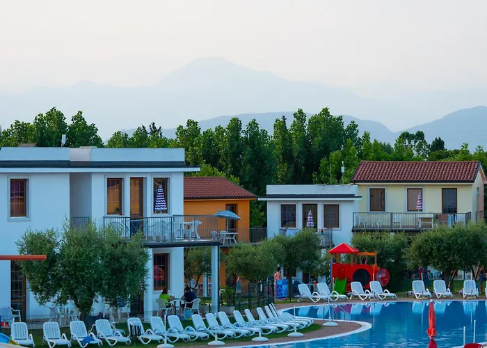 홀리데이파크 Gasparina Village 4*