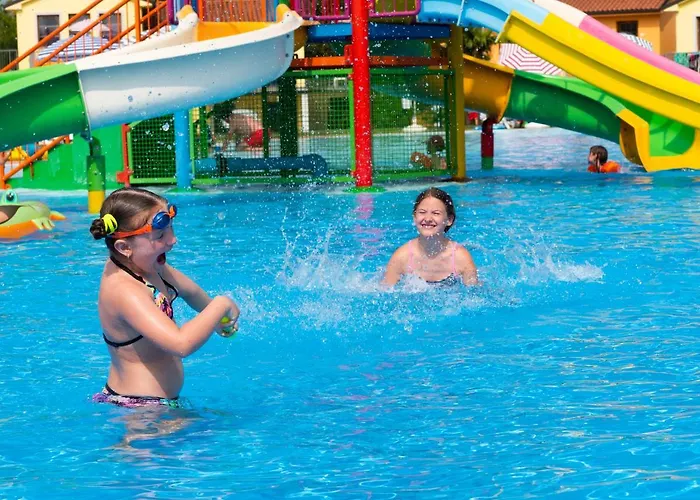 홀리데이파크 Gasparina Village 카스텔누보델가다